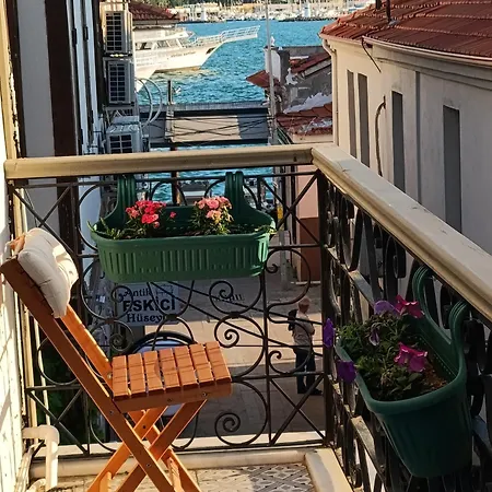 Oezel Hotel Ayvalik